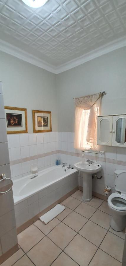Acacia Westdene B&B Bloemfontein Zewnętrze zdjęcie